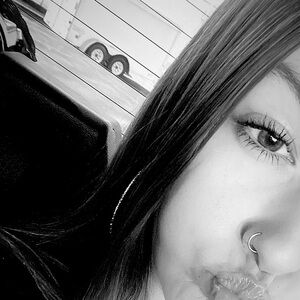 Meet your Posher, Violet